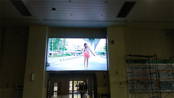 西昌卷烟厂P4全彩led显示屏