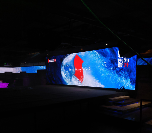 劲浪体育俱乐部